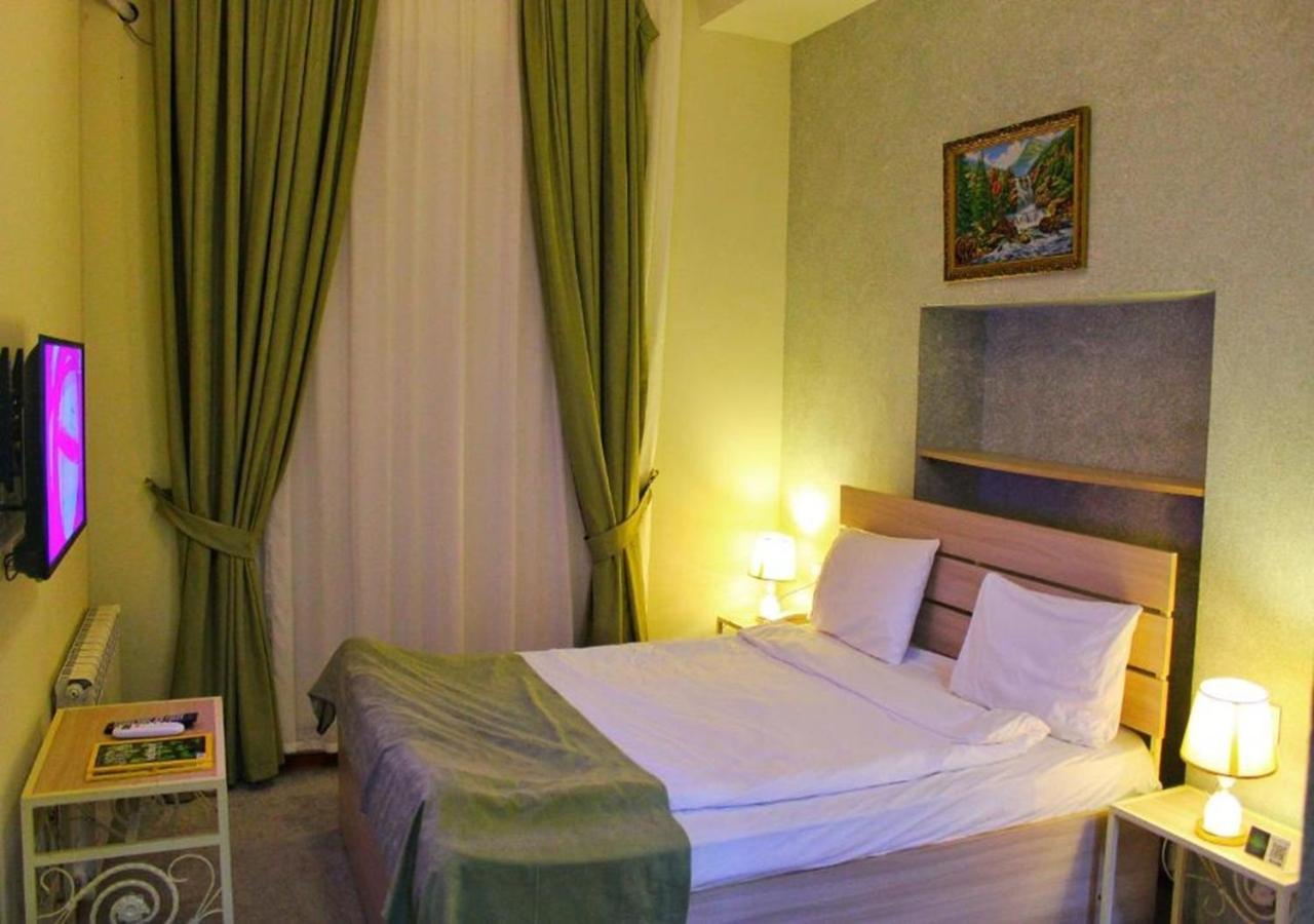 Antique Palace Baku Hotel Exterior photo
